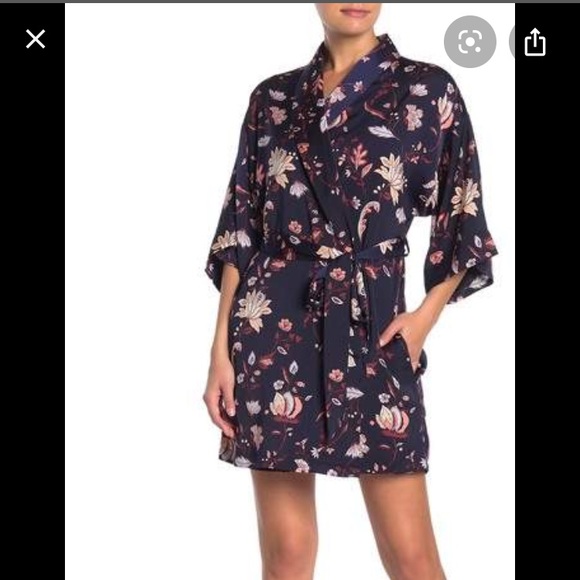 Shimera Other - Shimera Ava satin kimono robe